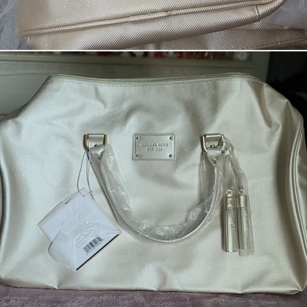 Beautiful shimmering Michael Kors weekender - Picture 1 of 6